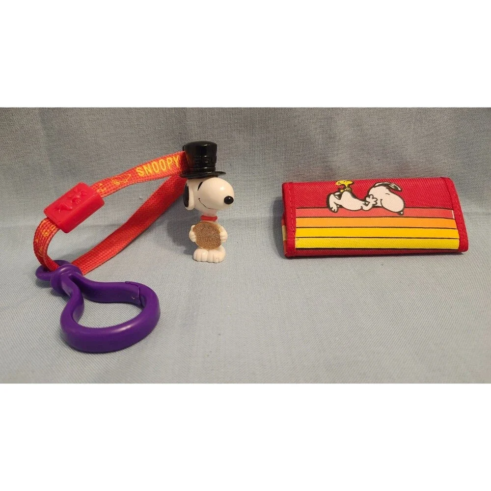 Vintage Lot of 13 Peanuts Snoopy PVC Figures Whitman with two extras